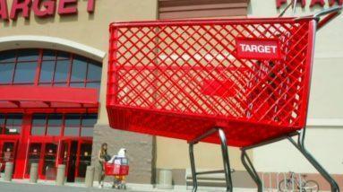 Analyzing consumer spending trends amid high inflation