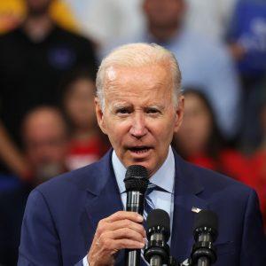 Biden lays out "Safer America Plan" to combat crime and gun violence