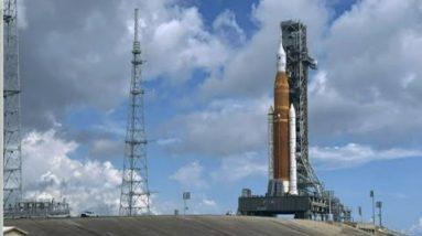 What led NASA to postpone Artemis 1 launch?
