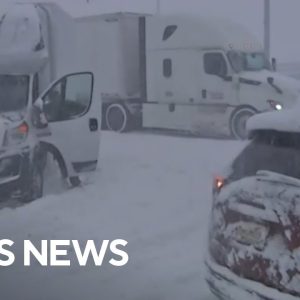 City of Buffalo, New York, braces for "historic" snowfall