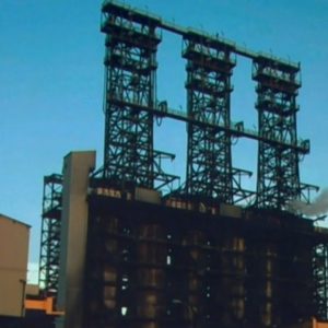 U.S. gives Chevron temporary approval to pump oil in Venezuela