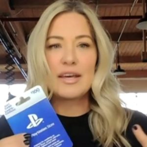 Viral videos expose gift card scams ahead of holiday shopping