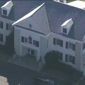 Legal and political questions surrounding the Biden classified documents probe