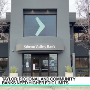 Community Banks Step In During Crisis