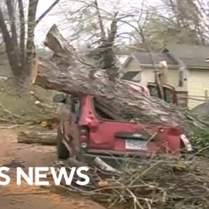 Deadly tornado devastates southeast Missouri