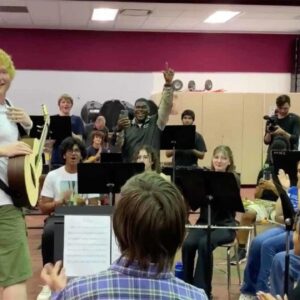 Ed Sheeran surprises high school students in Tampa