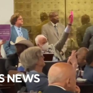 North Carolina passes 12-week abortion ban