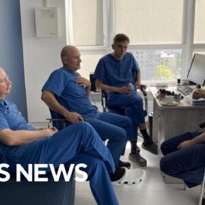 U.S. transplant surgeon providing medical aid in Ukraine
