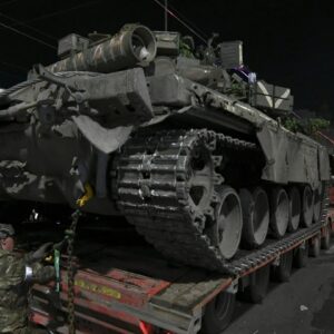 Ukraine official says Russian generals supported Wagner, says revolt may not be over