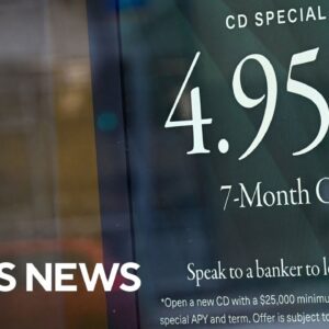More investors counting on certificates of deposit. What are the benefits of CDs?