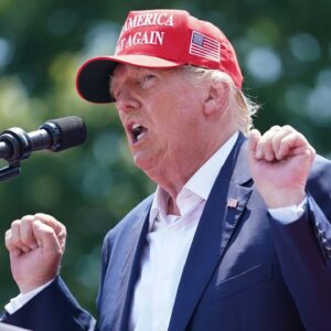 Trump stays off campaign trail July 4th as other GOP candidates court voters