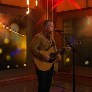 Saturday Sessions: Jason Isbell performs "Cover Me Up"