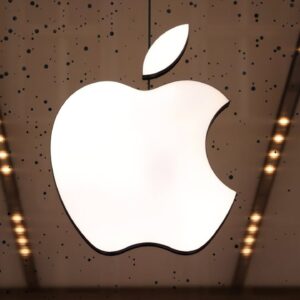 Apple Delays Work on iPhone, Mac Software Overhauls to Fix Bugs