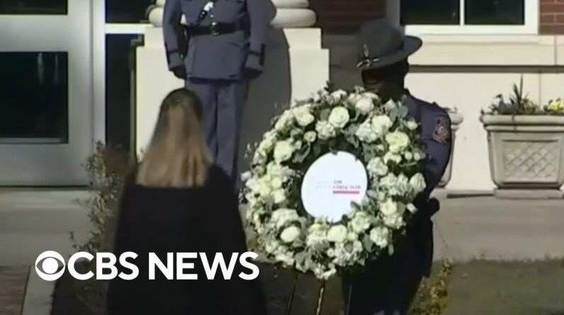 Wreath-laying ceremony held in honor of Rosalynn Carter