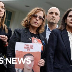 Biden meets with families of Americans held hostage by Hamas