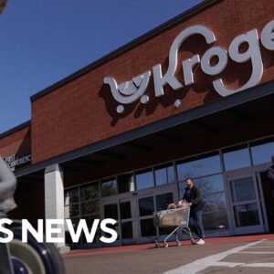 FTC sues to block Kroger-Albertsons merger