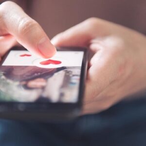 How to avoid scammers on dating apps