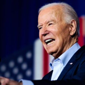 Biden calls for higher income tax on billionaires: "They can afford it"