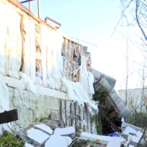 Tornado significantly damages small Tennessee town