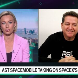 AST Spacemobile Strikes Deal With Verizon and AT&T to Rival SpaceX