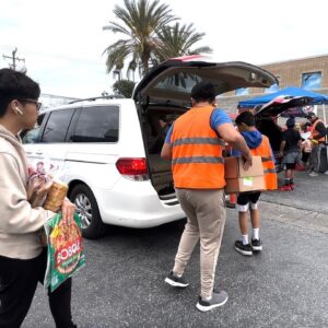 Drive-thru food pantry feeds thousands in California food desert