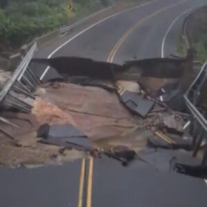 2 swept away by flooding in Connecticut, heavy rains slam Northeast
