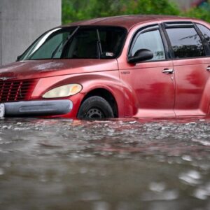 Major South Carolina flood prep as Debby rains fill rivers