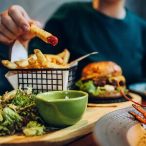 More diners are eating out alone