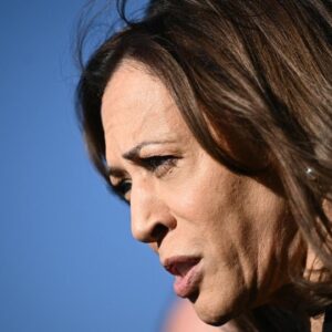 How Harris is reacting to Biden's "garbage" comments about Trump supporters