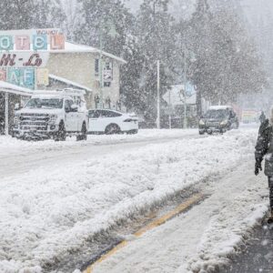 Nearly 200,000 still without power from bomb cyclone in Pacific Northwest
