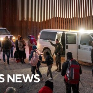 Both sides of U.S.-Mexico border preparing for Trump's return