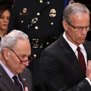 Bipartisan lawmakers come together to honor Jimmy Carter with wreath laying