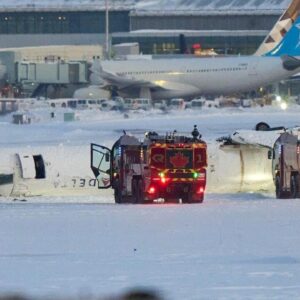 Transportation secretary says it's safe to fly after series of plane crashes