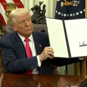 New Trump executive order coming, Latest on deportation flights to El Salvador, more | CBS news 24/7