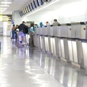 Newark airport travel woes continue as staffing issues persist