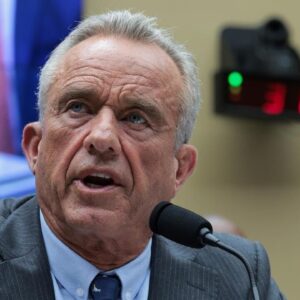 RFK Jr.'s CDC vaccine panel recommends against flu vaccines containing thimerosal
