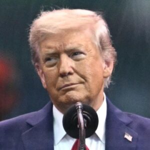 Trump delivers parade remarks: "The Army keeps us free"