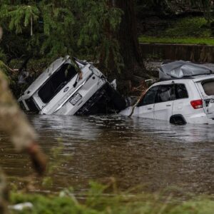 At least 90 people dead in Texas floods, search for survivors continues