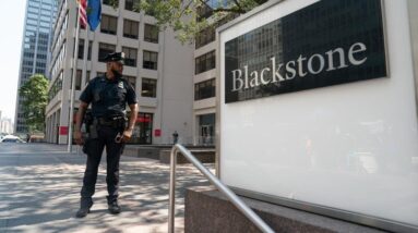 Police seek motive in NYC mass shooting