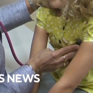 U.S. sees spike in COVID-related emergency room visits for young kids