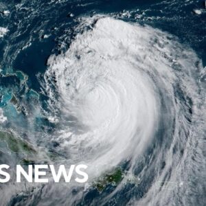 North Carolina islands ordered to evacuate as Hurricane Erin continues track