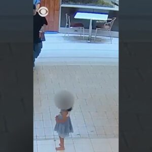 Surveillance video shows man allegedly attempting to abduct toddler in Virginia #shorts