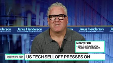 Investors Look for Comfortable AI Valuations