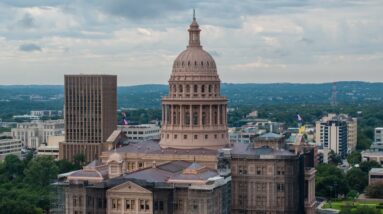 Watch Live: Texas House reconvenes without Democrats amid redistricting fight
