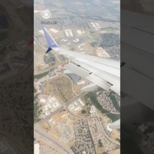 Delta Air Lines flight’s left wing flap seemingly detaches mid-air #shorts