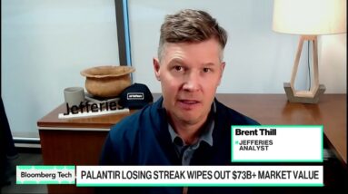 Palantir Fundamentals On a Different Planet: Thill