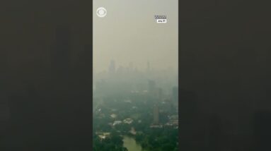 Canadian wildfire smoke sends Chicago to the top of the most polluted cities list #shorts