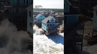 Tidal storm surge surrounds North Carolina Outer Banks homes #shorts