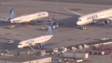 United Airlines delays and cancellations after technical issue