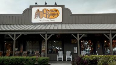 What went wrong with Cracker Barrel's logo change?